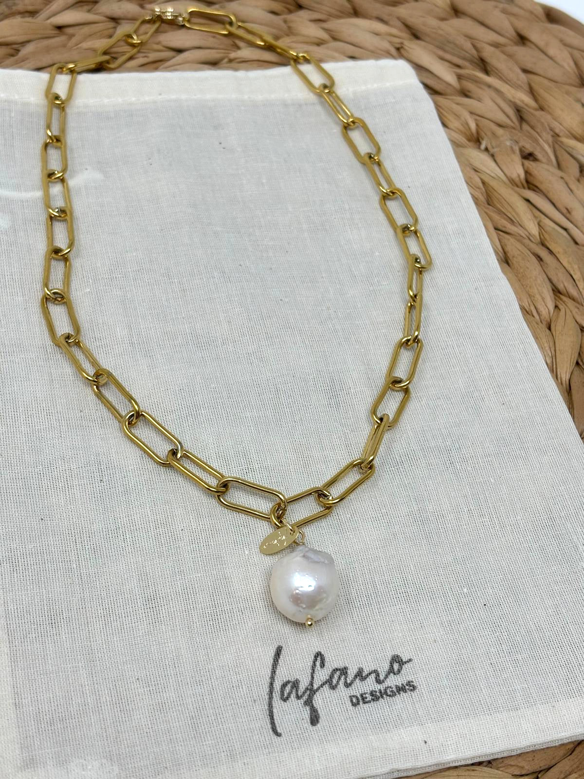 Paper Clip Pearl Charm Necklace image 0