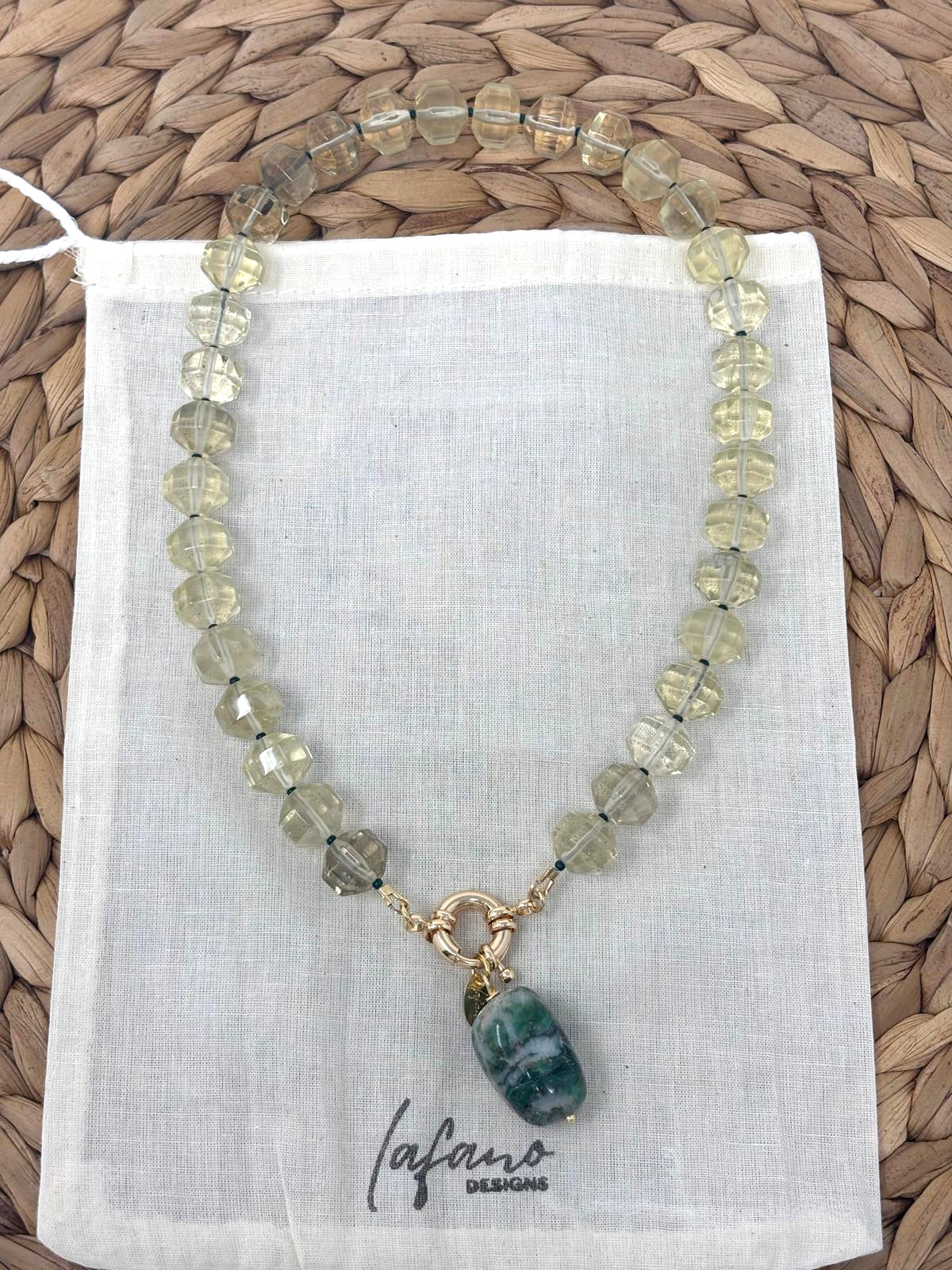 Limón Necklace image 2