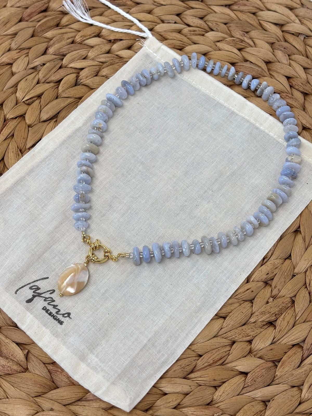 Aire Necklace image 3