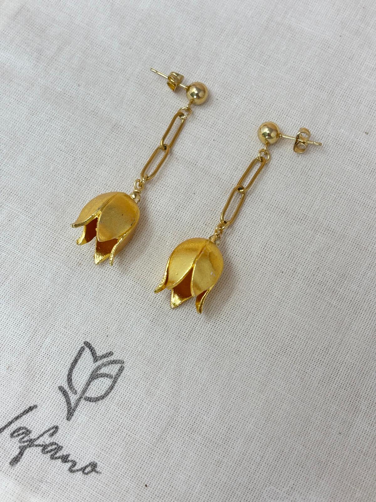 Tulip Earrings