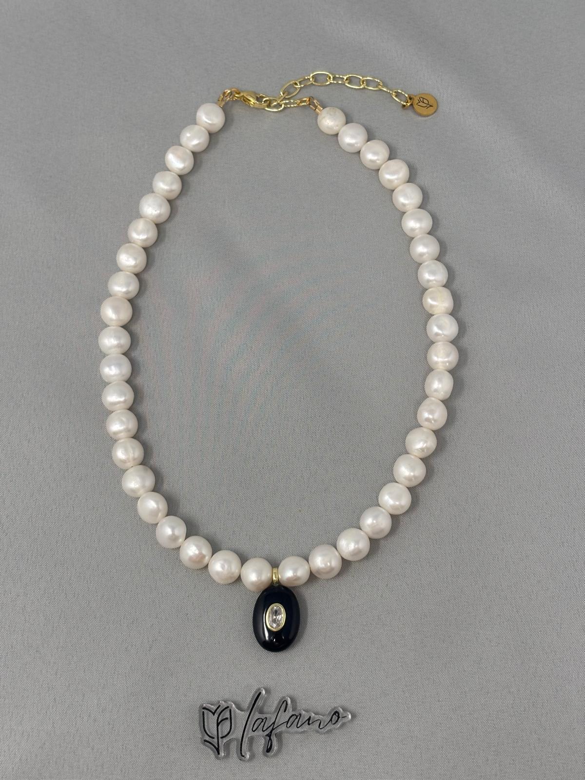 Lucía Necklace