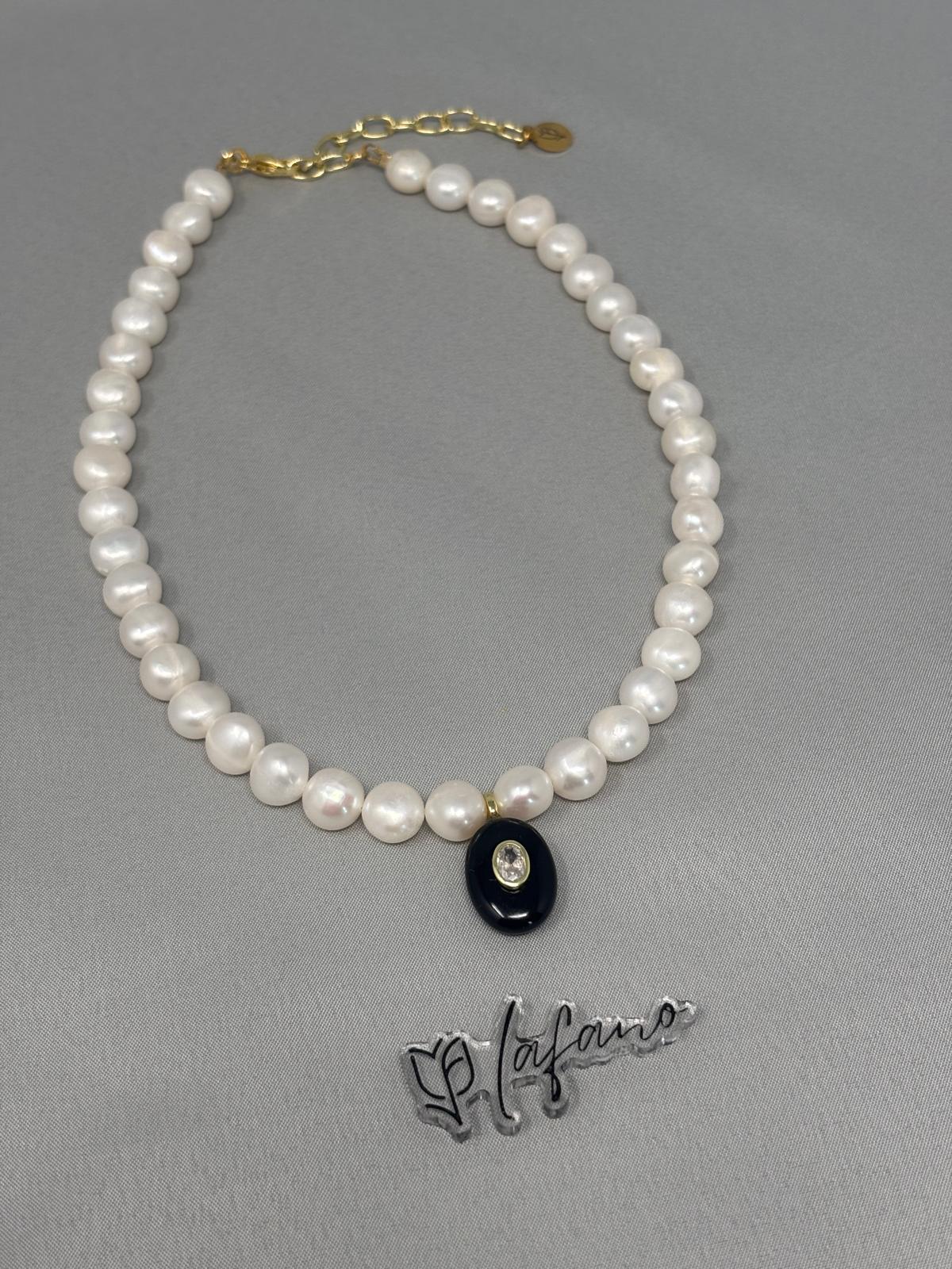 Lucía Necklace