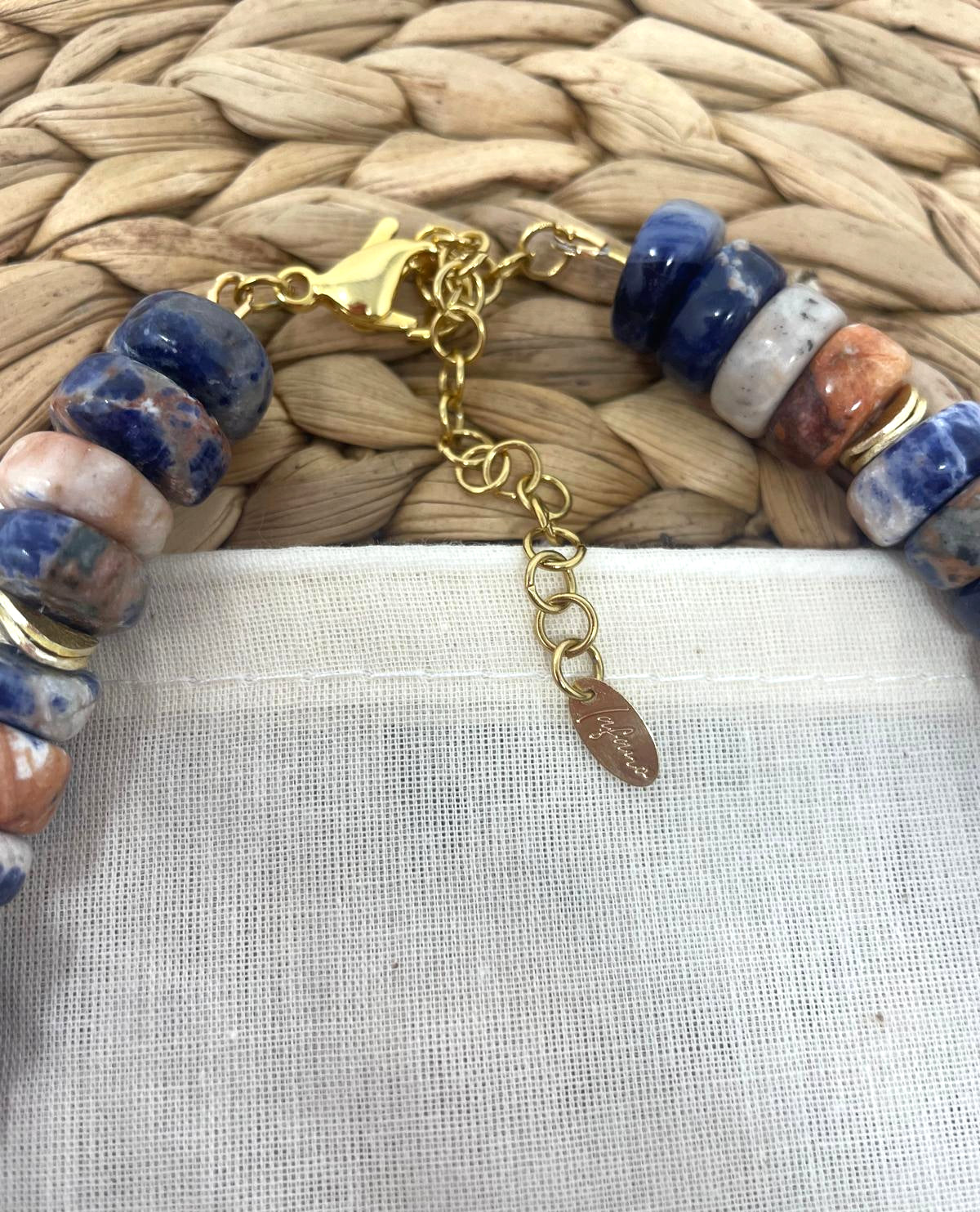 Amazona Necklace image 2