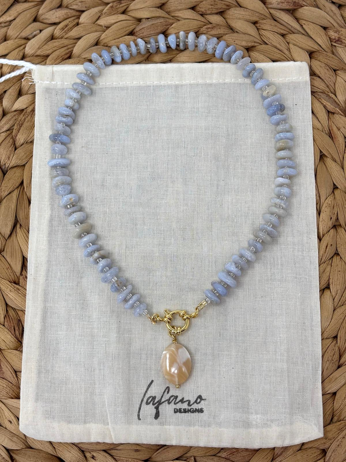 Aire Necklace image 0