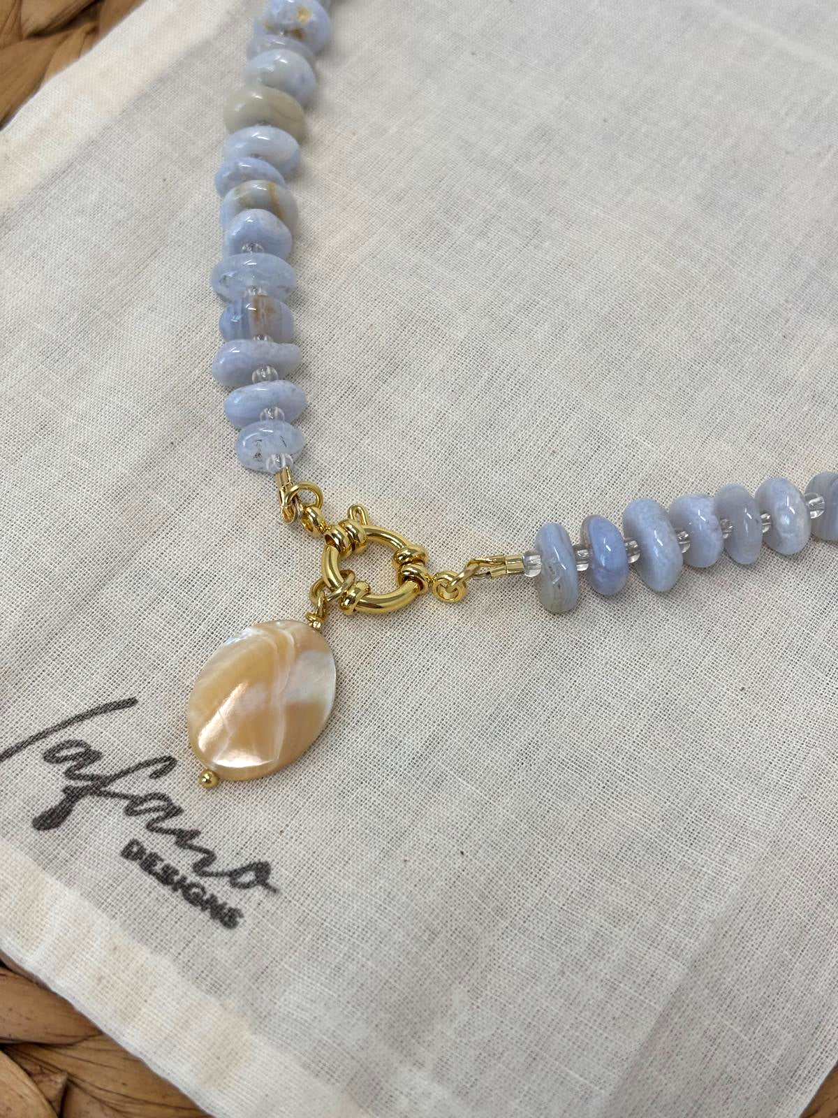 Aire Necklace image 1