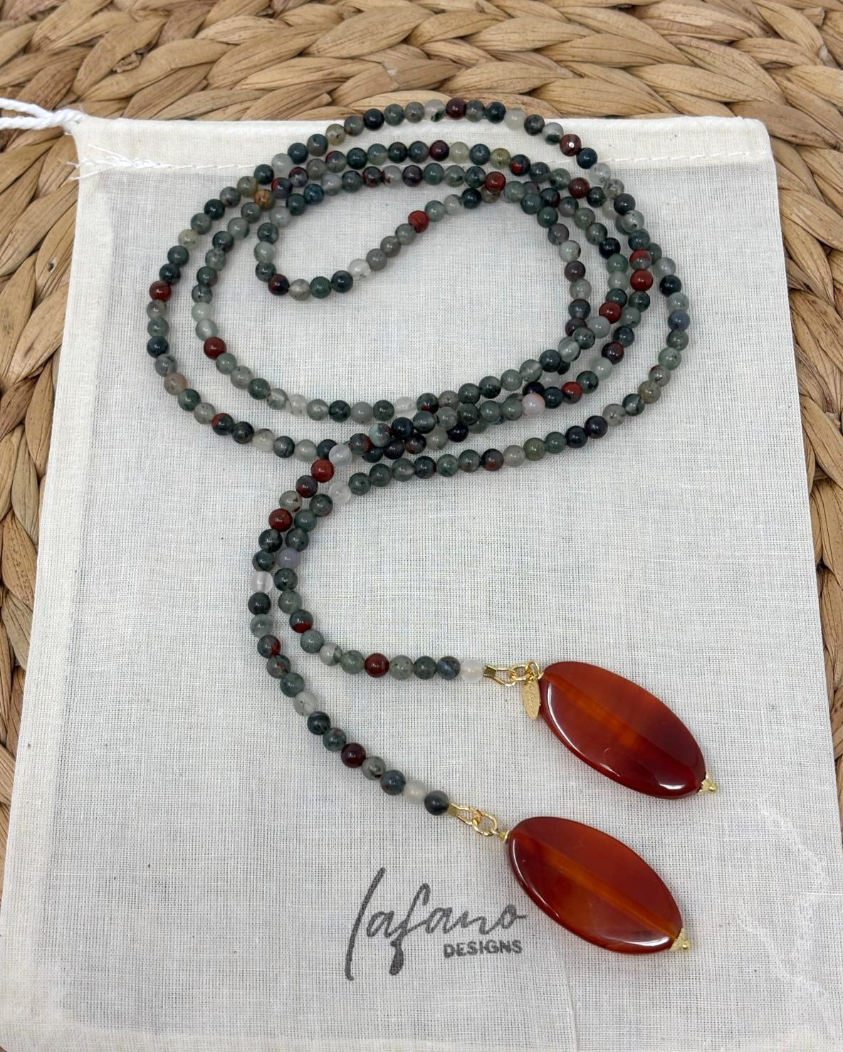 Savannah Lariat image 0