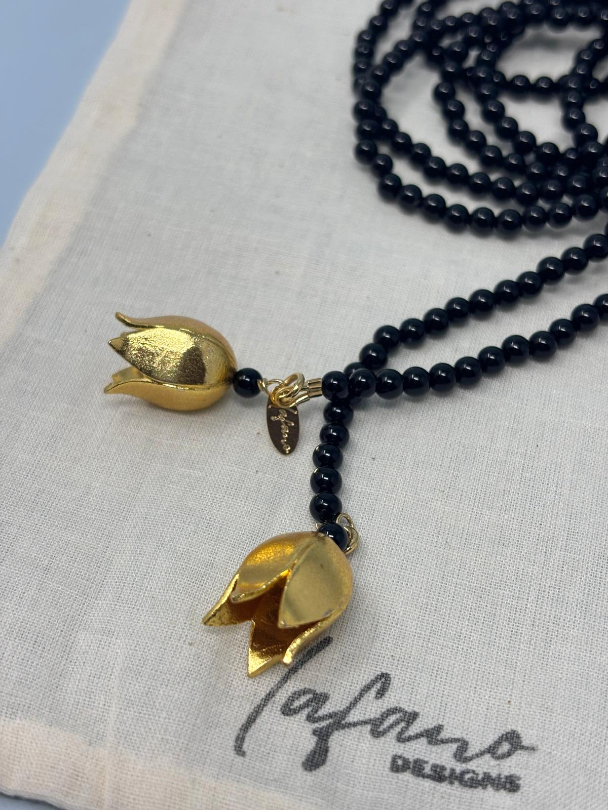 Tulip Lariat image 1
